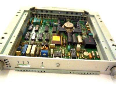 ABB Usato Yl611001-by/2 PC Tavola QHFB-210 YL611001BY2