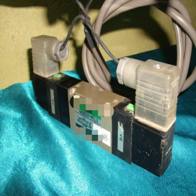 CKD 4KB339-M1LS 4KB339M1LS Valve New Original Ready Stock Industrial Automation PAC