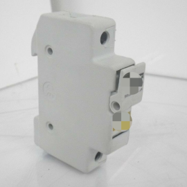 ferraz Usm1l L214462 Shawmut Fuse Block Yellow Light (used Tested) New Original Ready Stock Industrial Automation Pac Dedicat