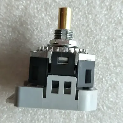 FUJI 1pc New Ac09-rx Rotary Switch for Electronic Handwhe Expedited Shipping Original Ready Stock Industrial Automation Pac Ded O