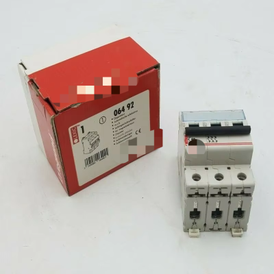 Legrand 06492 Miniature Circuit Breaker C40 40A 3P 400V Din Rail Mount 106492 New Original Ready Stock Industrial Automation PAC Dedicat