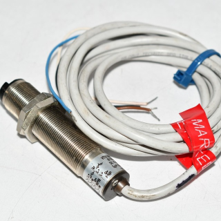 Sick Vt18-204172s01 Diffuse Photoelectric Sensor, Barrel 105 Mm New Original Ready Stock Industrial Automation Pac Dedicated Plc Pro