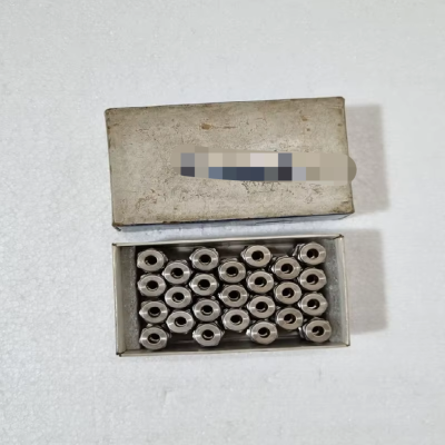 SwageloK 25 PCS 8MMx6MM Reducing Union New Condition SS-8M0-6-6M Boxed