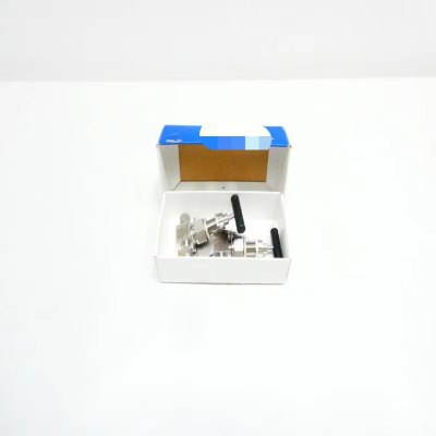 SwageloK Box of 2 SS-3NRS4-G-555 40 Stainless Needle Valve 6000psi 1 4in Tube