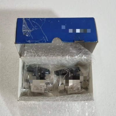 SwageloK BOX of 2 SS-6P6T-BK QUARTER TURN INSTRUMENT PLUG VALVE 3/8 OD #2