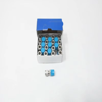 SwageloK Box of 25 SS-600-1-6 Stainless Male Connector 3 8in Npt X 3 8in Tube