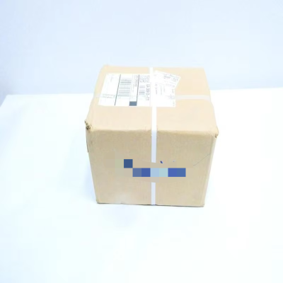 SwageloK Box of 250 SS-600-1-4 Stainless Male Connector 3/8in Tube X 1/4in Npt