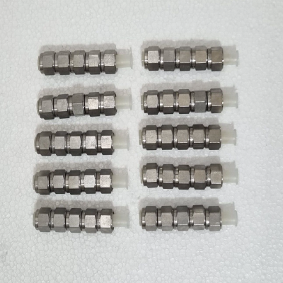 SwageloK SS-8M0-NFSET 8MM NUT FERRULE SET LOT of 50 SET