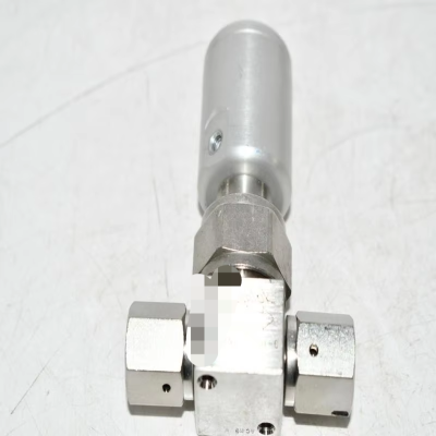 SwageloK SS-BNV51-DU-C NUPRO Bellows-Sealed Valve 1 4